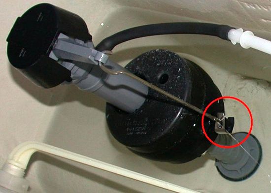 马桶漏水